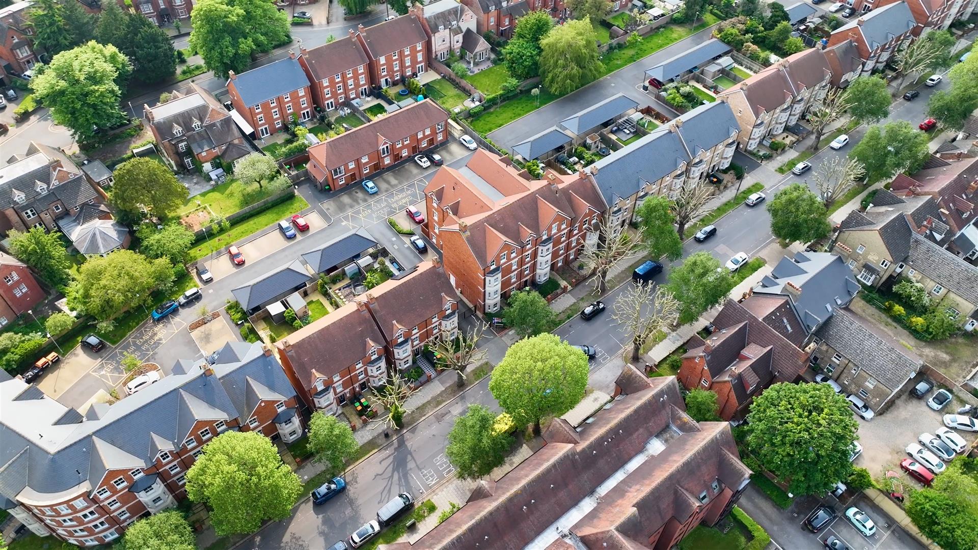 Warwick Avenue, Bedford